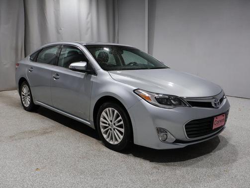 2015 Toyota Avalon Hybrid XLE Touring