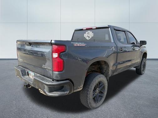 Shadow Gray Metallic 2021 Chevrolet Silverado 1500 Custom Trail Boss