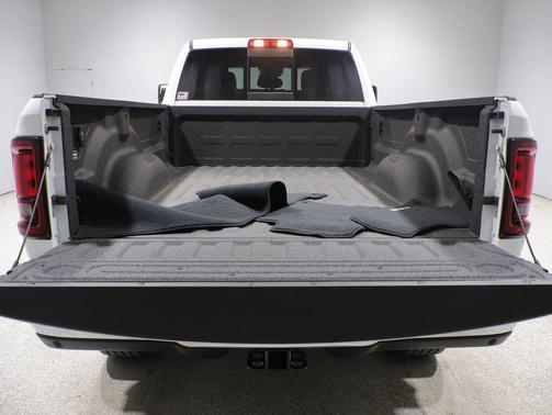 Bright White Clearcoat 2025 RAM 3500 Tradesman Crew Cab 4x4 8' Box