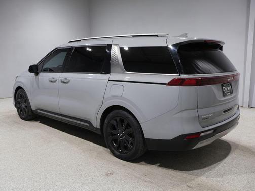 Ceramic Silver 2023 Kia Carnival SX Prestige