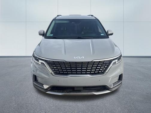 Ceramic Silver 2023 Kia Carnival SX Prestige