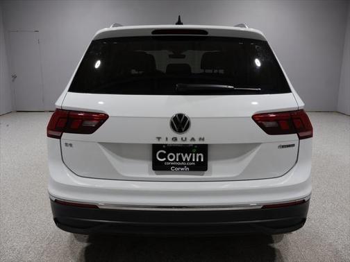 2024 Volkswagen Tiguan 2.0T SE 4MOTION