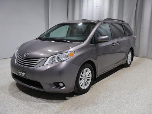Predawn Gray Mica 2017 Toyota Sienna XLE