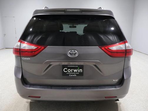 Predawn Gray Mica 2017 Toyota Sienna XLE