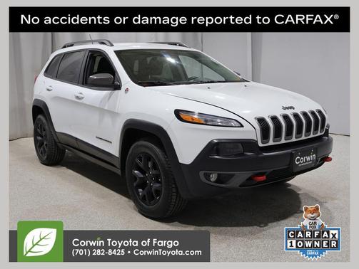 Bright White Clearcoat 2015 Jeep Cherokee Trailhawk