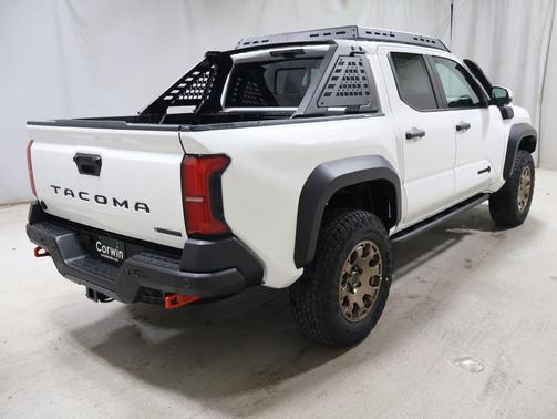 Ice Cap 2026 Toyota Tacoma Hybrid Trailhunter