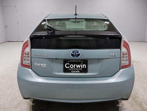 2013 Toyota Prius Three