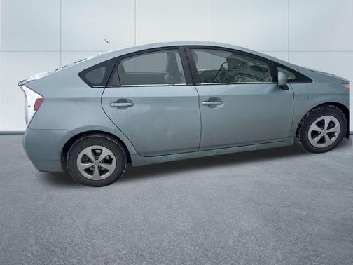 2013 Toyota Prius Three