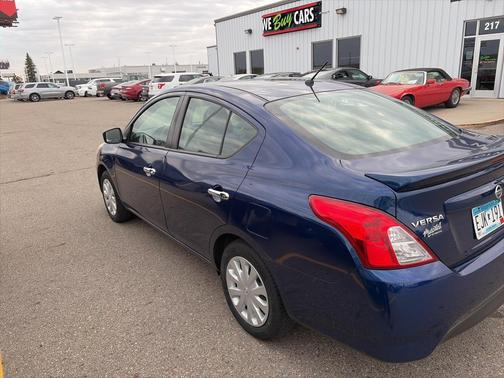 2019 Nissan Versa 1.6 SV