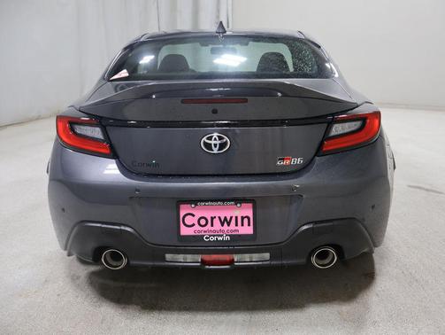 2025 Toyota GR86 Premium