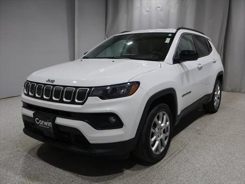 2022 Jeep Compass Latitude Lux