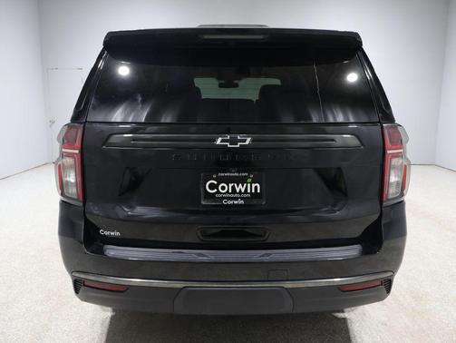 2022 Chevrolet Suburban 4WD Z71