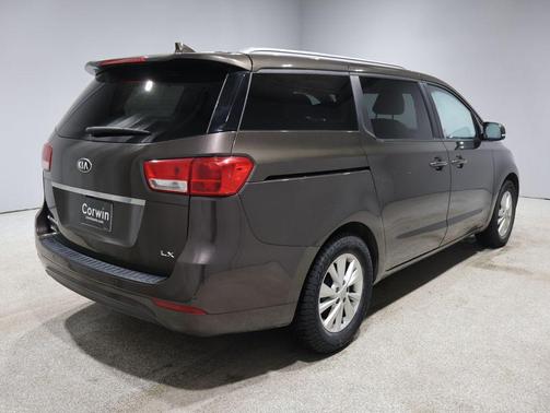2016 Kia Sedona LX