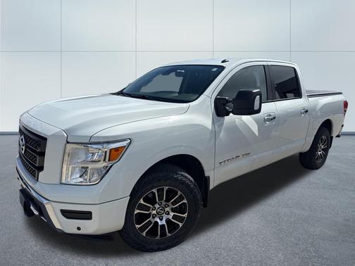 Glacier White 2020 Nissan Titan SV