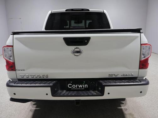 Glacier White 2020 Nissan Titan SV