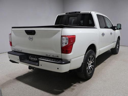 Glacier White 2020 Nissan Titan SV
