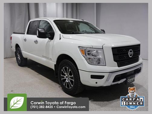 Glacier White 2020 Nissan Titan SV