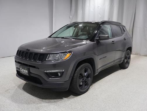 Granite Crystal Metallic Clearcoat 2019 Jeep Compass Latitude