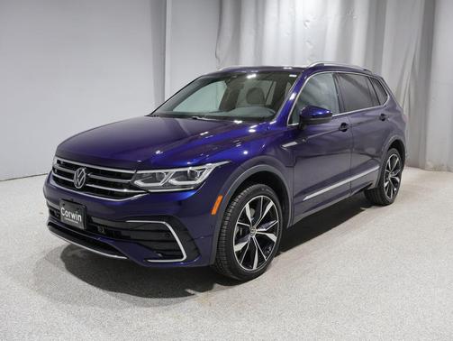 Dark Blue 2022 Volkswagen Tiguan 2.0T SEL R-Line 4MOTION