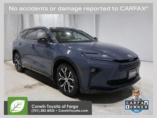 2025 Toyota Crown Signia XLE