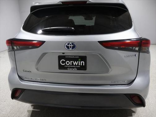2022 Toyota Highlander Hybrid Limited