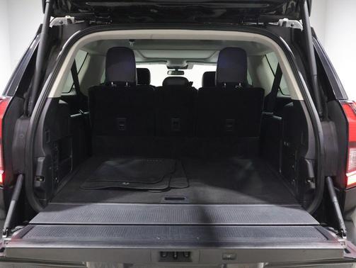 AGATE BLACK METALLIC 2025 Ford Expedition Max Platinum