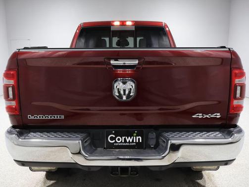 2022 RAM 2500 Laramie Crew Cab 4x4 6'4' Box