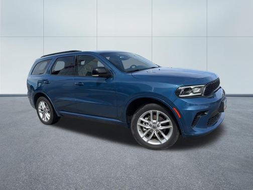 Frostbite Pearlcoat 2024 Dodge Durango GT Plus