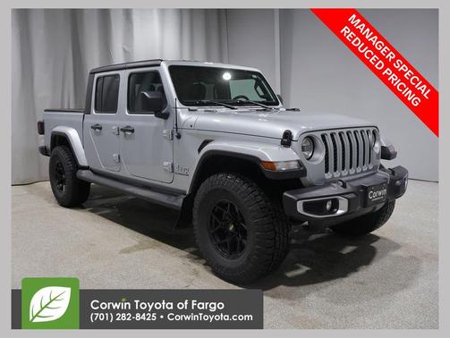Silver Zynith Clearcoat 2022 Jeep Gladiator Overland