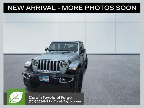 2022 Jeep Gladiator Overland