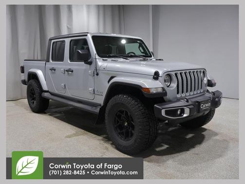 2022 Jeep Gladiator Overland