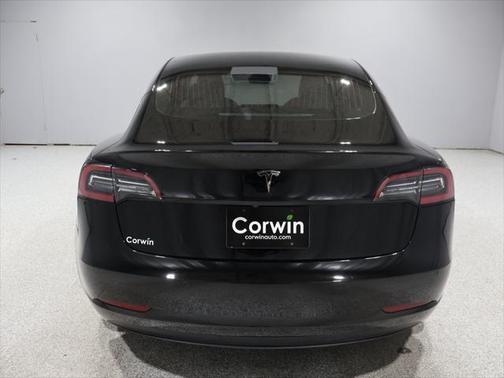 2019 Tesla Model 3 Mid Range
