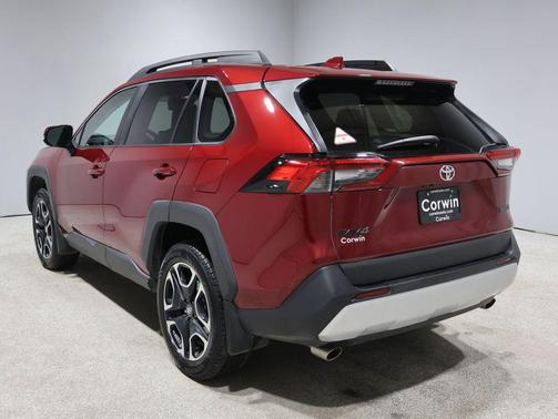 2019 Toyota RAV4 Adventure