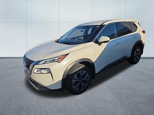 Pearl White Tricoat 2021 Nissan Rogue SV