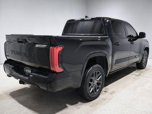 2023 Toyota Tundra Platinum