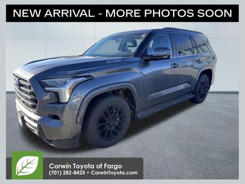 2024 Toyota Sequoia SR5