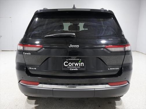 2023 Jeep Grand Cherokee Laredo