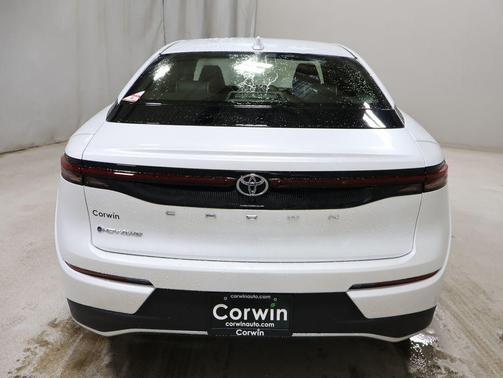 2026 Toyota Crown XLE