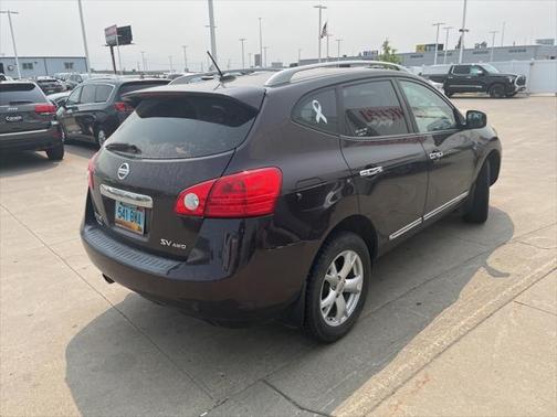 2011 Nissan Rogue SV