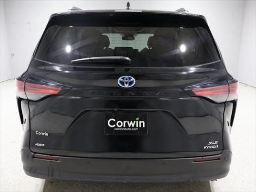 2021 Toyota Sienna XLE 7 Passenger
