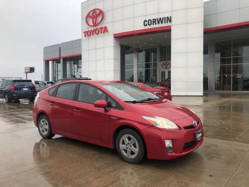 2010 Toyota Prius III