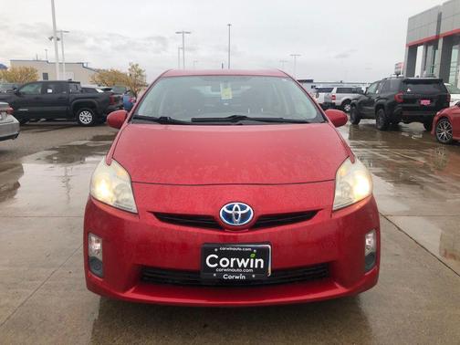 2010 Toyota Prius III