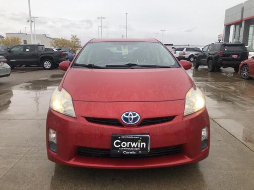 2010 Toyota Prius III