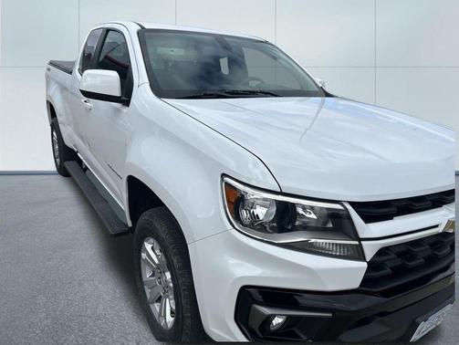 Summit White 2022 Chevrolet Colorado LT