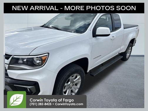 Summit White 2022 Chevrolet Colorado LT