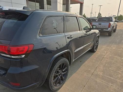 2018 Jeep Grand Cherokee Altitude