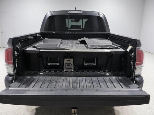 2020 Toyota Tacoma TRD Sport