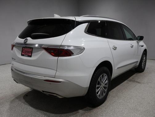 2024 Buick Enclave Essence AWD