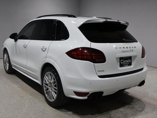 2014 Porsche Cayenne GTS