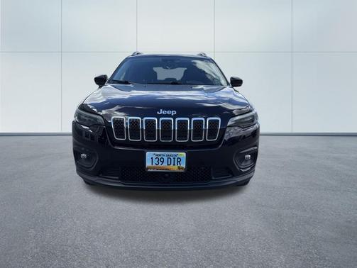 Sangria Metallic Clearcoat 2021 Jeep Cherokee Latitude Lux